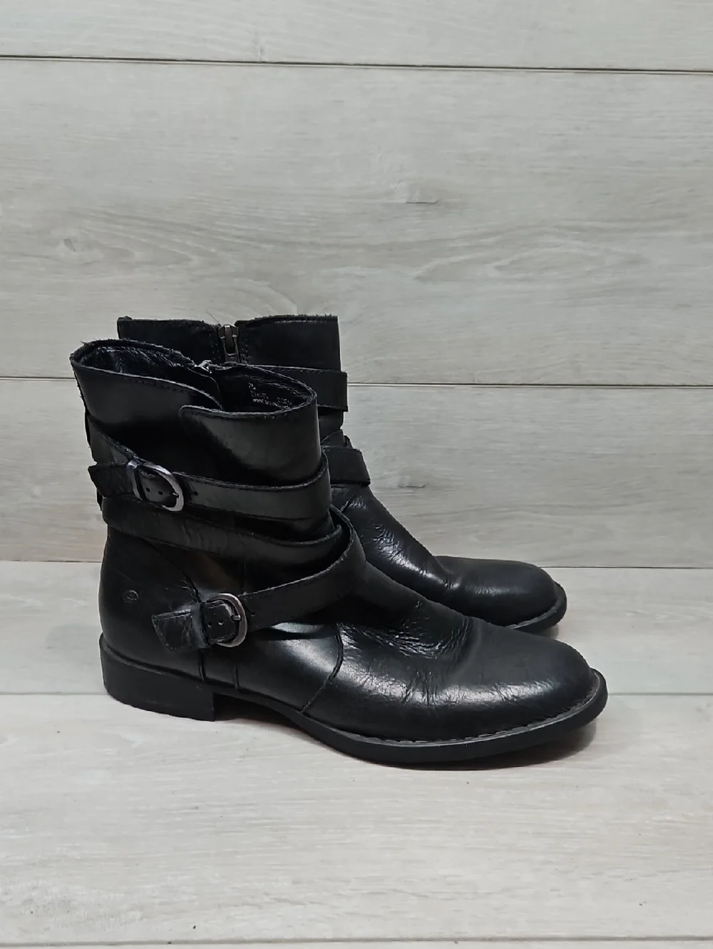 Born Women’s Moto Black Leather Buckle Ankle Boots Shoes Sz 8M